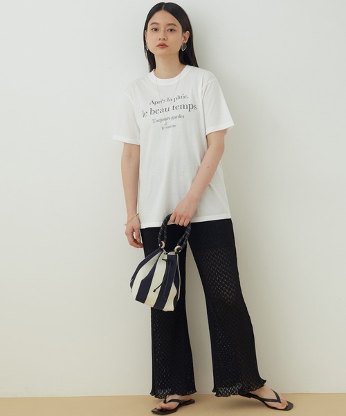 ADAM ET ROPE'（アダムエロペ）の「フェイクレザースクエアビーチサンダル（サンダル・レディース・ベージュ/ブラック・23.5cm/24.0cm/24.5cm/23.0cm）」の7枚目の写真