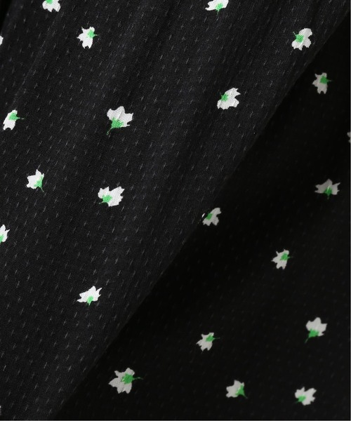 JOURNAL STANDARD relume（ジャーナルスタンダード　レリューム）の「レーヨンフラワープリントスクエアネックワンピース◆（ワンピース・レディース・ブラック/グリーン・FREE）」の8枚目の写真