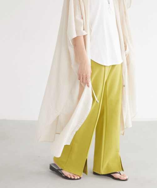 CRAFT STANDARD BOUTIQUE（クラフトスタンダードブティック）の「フロントスリットフレアパンツ　＊◇（スラックス・レディース・ベージュ/イエロー/ブルー系その他7/ブラック・M/L）」の14枚目の写真