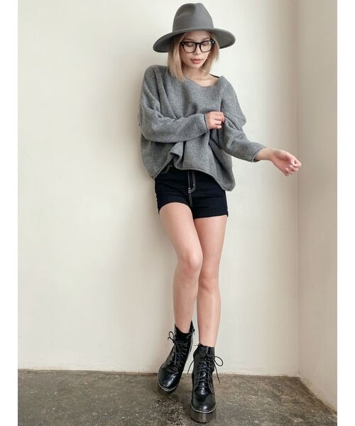 GYDA（ジェイダ）の「LA DEVOTE ニット トップス（ニット/セーター・レディース・グレー/オリーブ/アイボリー/マスタード・FREE）」の11枚目の写真