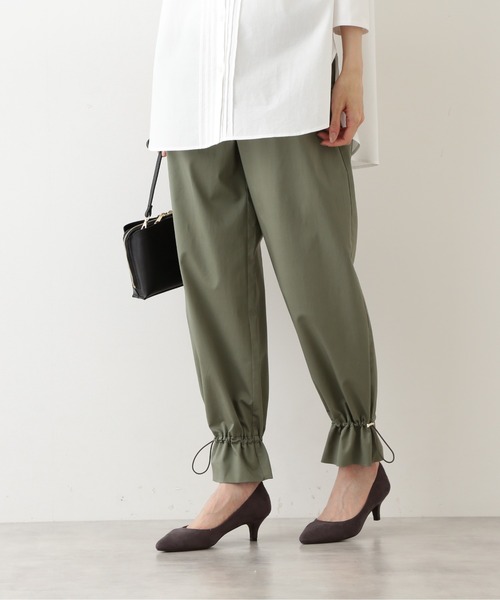 NATURAL BEAUTY BASIC（ナチュラルビューティーベーシック）の「ドロストヘムパンツ/0171230870（その他パンツ・レディース・ベージュ/カーキ・SMALL/MEDIUM）」の5枚目の写真