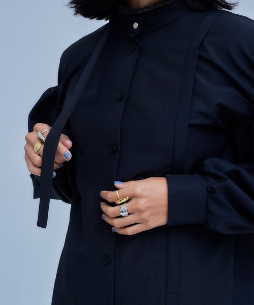 UNITED TOKYO（ユナイテッドトウキョウ）の「エアドライボリュームブラウス（シャツ/ブラウス・レディース・ブラック/オフホワイト・FREE）」の7枚目の写真