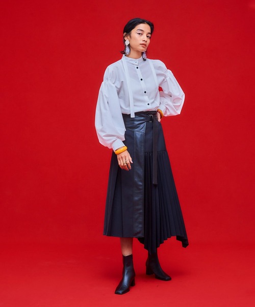 UNITED TOKYO（ユナイテッドトウキョウ）の「エアドライボリュームブラウス（シャツ/ブラウス・レディース・ブラック/オフホワイト・FREE）」の5枚目の写真