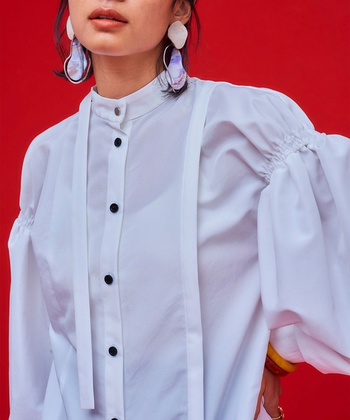 UNITED TOKYO（ユナイテッドトウキョウ）の「エアドライボリュームブラウス（シャツ/ブラウス・レディース・ブラック/オフホワイト・FREE）」の14枚目の写真