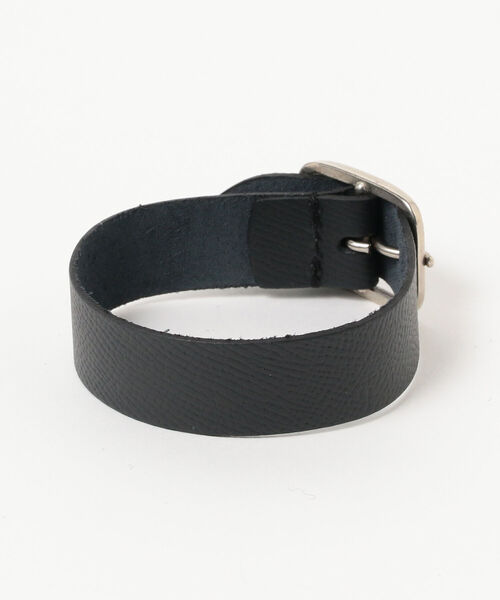 BEAMS LIGHTS(ビームスライツ)の「BEAMS LIGHTS / レザー ワイド ブレスレット(ブレスレット・メンズ・ブラック/ベージュ・ONE SIZE)」の3枚目の写真