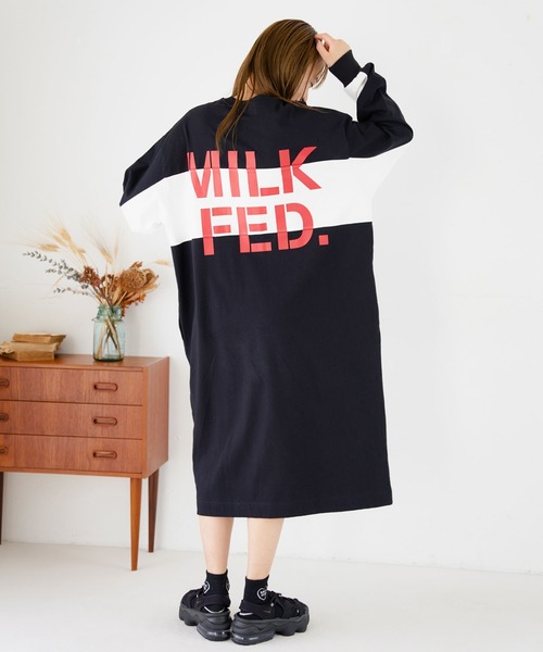MILKFED.（ミルクフェド）の「BICOLOR DRESS（ワンピース・レディース・ライトブルー/ブラック/ベージュ・ONE SIZE）」の2枚目の写真