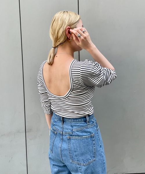 UNSPARE（アンスペア）の「【UNSPARE/アンスペア】パット付袖ギャザーT/WEB・一部店舗限定（Tシャツ/カットソー・レディース・ブラック/アイボリー/ブラック系その他/ホワイト・FREE）」の2枚目の写真