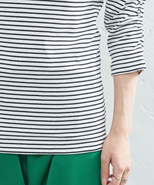 UNSPARE（アンスペア）の「【UNSPARE/アンスペア】パット付袖ギャザーT/WEB・一部店舗限定（Tシャツ/カットソー・レディース・ブラック/アイボリー/ブラック系その他/ホワイト・FREE）」の17枚目の写真