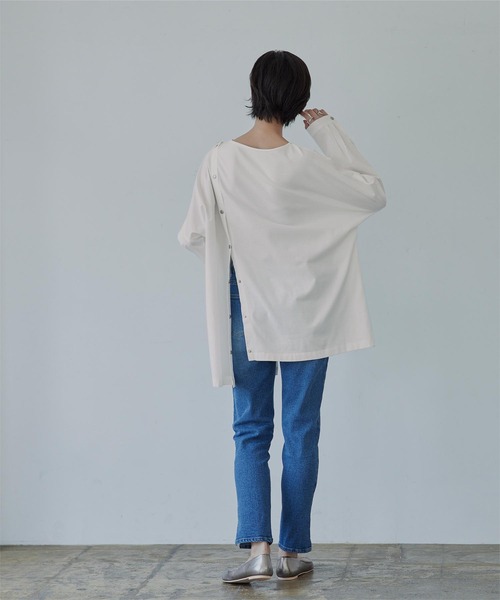 miette（ミエット）の「異素材MIXﾎﾞﾀﾝﾃﾞｻﾞｲﾝﾄｯﾌﾟｽ（Tシャツ/カットソー・レディース・ブラック/オフホワイト/ブルー・FREE）」の9枚目の写真
