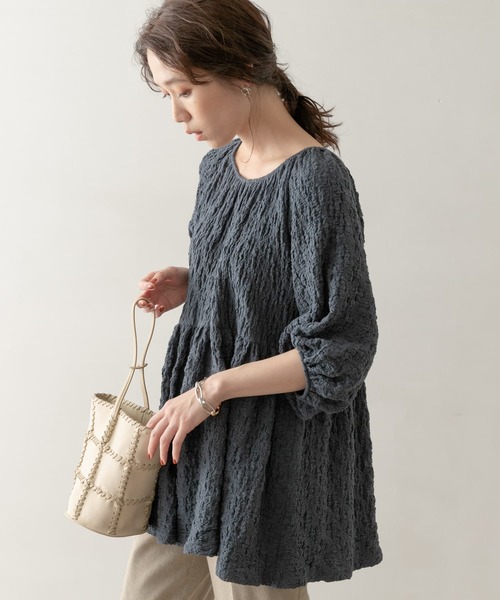 F by ROSSO（エフバイロッソ）の「F by ROSSO　ふくれギャザーカットチュニック（チュニック・レディース・オフホワイト/ライトグレー/ネイビー・FREE）」の3枚目の写真