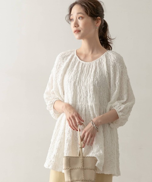 F by ROSSO（エフバイロッソ）の「F by ROSSO　ふくれギャザーカットチュニック（チュニック・レディース・オフホワイト/ライトグレー/ネイビー・FREE）」の14枚目の写真