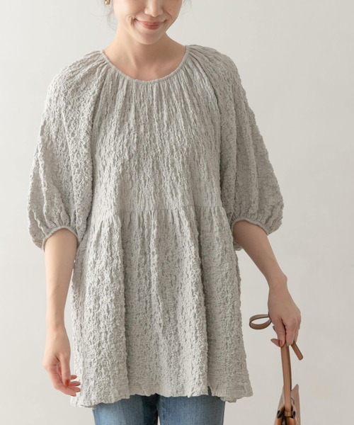 F by ROSSO（エフバイロッソ）の「F by ROSSO　ふくれギャザーカットチュニック（チュニック・レディース・オフホワイト/ライトグレー/ネイビー・FREE）」の15枚目の写真