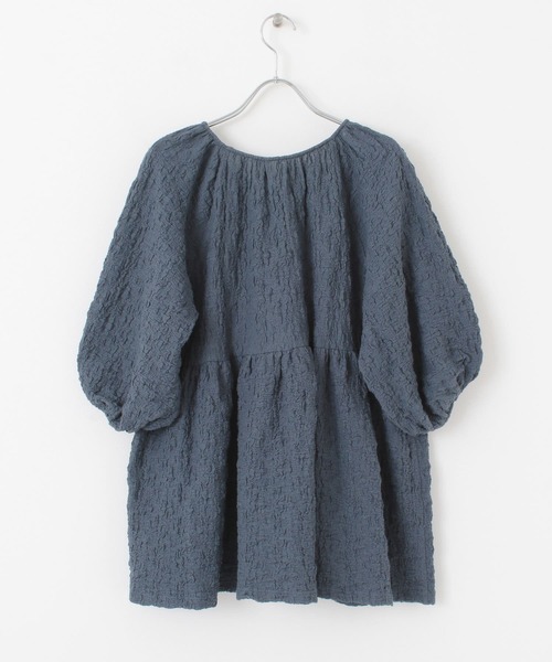 F by ROSSO（エフバイロッソ）の「F by ROSSO　ふくれギャザーカットチュニック（チュニック・レディース・オフホワイト/ライトグレー/ネイビー・FREE）」の16枚目の写真