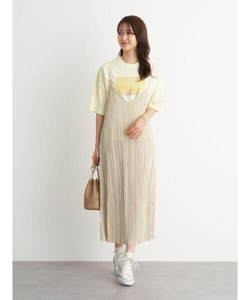 earth music&ecology（アースミュージックアンドエコロジー）の「シャイニーカットプリーツレイヤードキャミワンピース ＊（ワンピース・レディース・ライトベージュ/グリーン/ブラック・FREE）」の8枚目の写真