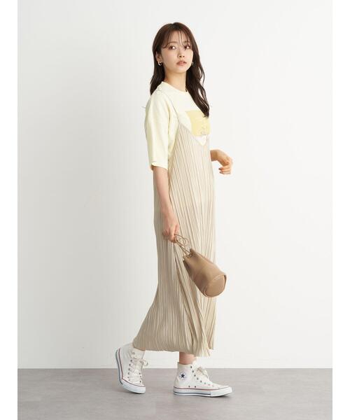 earth music&ecology（アースミュージックアンドエコロジー）の「シャイニーカットプリーツレイヤードキャミワンピース ＊（ワンピース・レディース・ライトベージュ/グリーン/ブラック・FREE）」の9枚目の写真