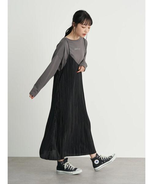 earth music&ecology（アースミュージックアンドエコロジー）の「シャイニーカットプリーツレイヤードキャミワンピース ＊（ワンピース・レディース・ライトベージュ/グリーン/ブラック・FREE）」の21枚目の写真