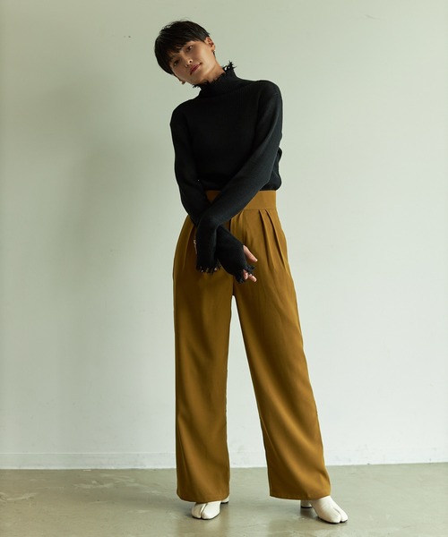 VACANCY（ヴァカンシー）の「SET UP wide pants（スラックス・レディース・グリーン/ブラウン・MEDIUM/SMALL/MEDIUM/TALL）」の14枚目の写真
