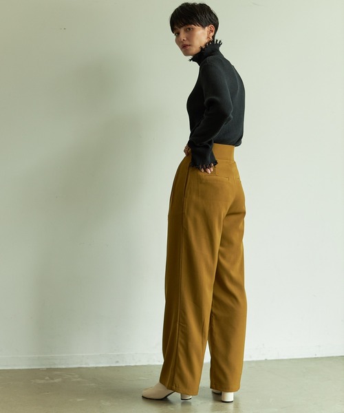 VACANCY（ヴァカンシー）の「SET UP wide pants（スラックス・レディース・グリーン/ブラウン・MEDIUM/SMALL/MEDIUM/TALL）」の13枚目の写真