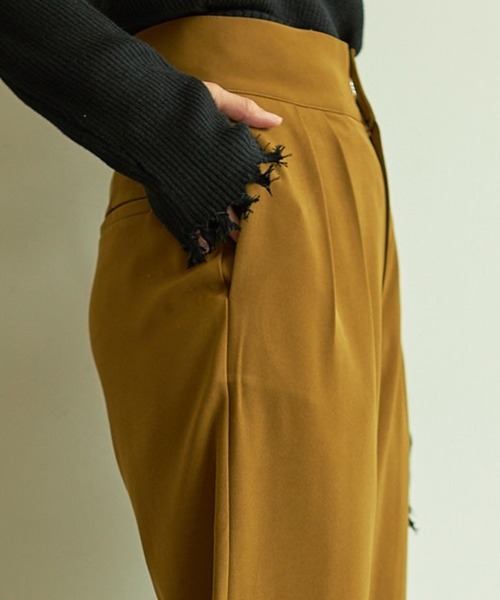 VACANCY（ヴァカンシー）の「SET UP wide pants（スラックス・レディース・グリーン/ブラウン・MEDIUM/SMALL/MEDIUM/TALL）」の17枚目の写真