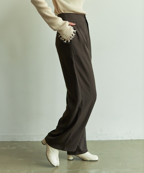 VACANCY（ヴァカンシー）の「SET UP wide pants（スラックス・レディース・グリーン/ブラウン・MEDIUM/SMALL/MEDIUM/TALL）」の15枚目の写真