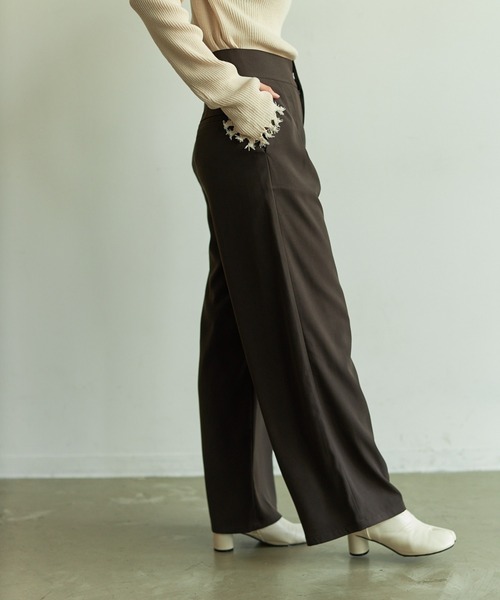 VACANCY（ヴァカンシー）の「SET UP wide pants（スラックス・レディース・グリーン/ブラウン・MEDIUM/SMALL/MEDIUM/TALL）」の11枚目の写真