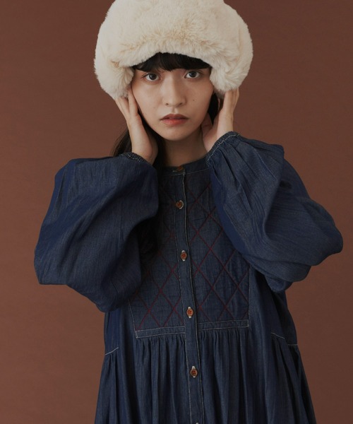 MERLOT(メルロー)の「キルトステッチデニムワンピース(ワンピース・レディース・インディゴブルー/ネイビー・FREE/SMALL)」の10枚目の写真