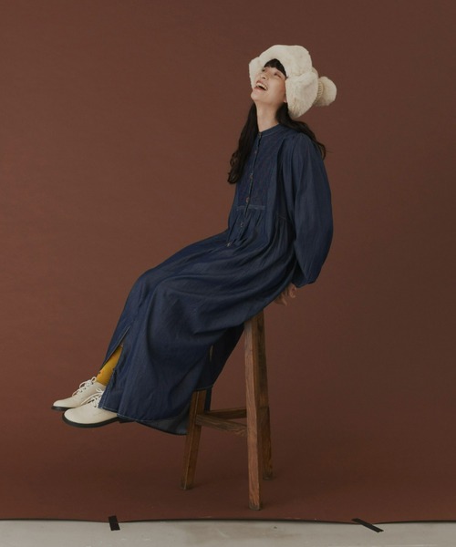 MERLOT(メルロー)の「キルトステッチデニムワンピース(ワンピース・レディース・インディゴブルー/ネイビー・FREE/SMALL)」の11枚目の写真