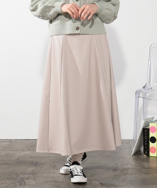 Honeys（ハニーズ）の「合皮フレアスカート（スカート・レディース・ブラック/ベージュ/モカ・S/M/L）」の10枚目の写真