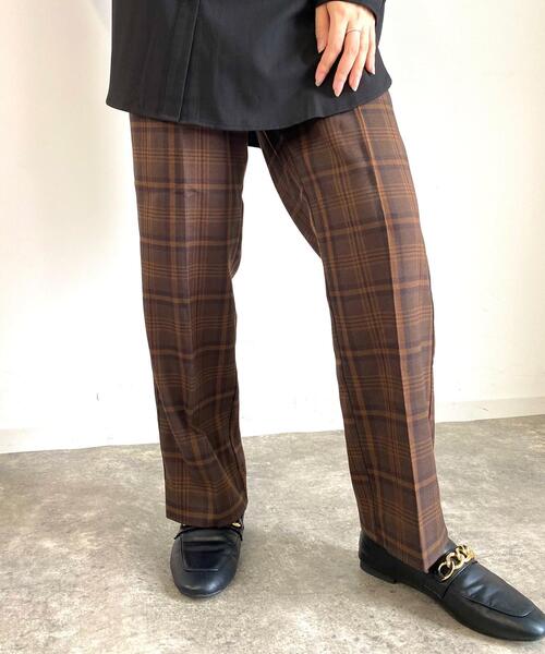 MLI'A(エムリア)の「センタープレスパンツ/千鳥格子あり(その他パンツ・レディース・ブラック/イエロー/グリーン/モカ/バーガンディー/ホワイト系5/ブラウン系9/その他28/ライトグリーン/レンガ/ダークブラウン/ブラウン系その他2・FREE)」の6枚目の写真