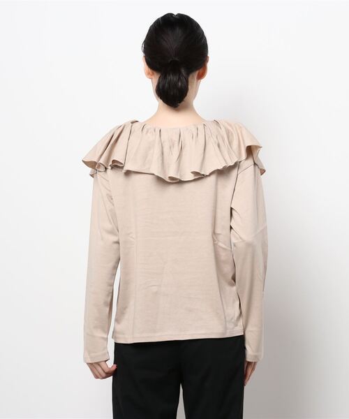 archives(アルシーヴ)の「フリルカラーロンT(Tシャツ/カットソー・レディース・ブラック/ベージュ/オフホワイト・MEDIUM)」の5枚目の写真