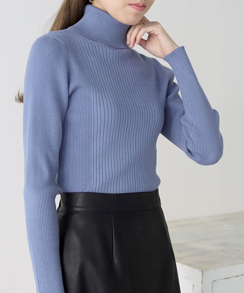 HER CLOSET（ハークローゼット）の「【cheriella】リブ切替タートルネックニット（ニット/セーター・レディース・ブラック/ブラウン/オフホワイト/ブルー/グリーン・M）」の10枚目の写真