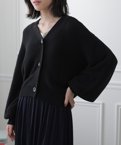 PourVous（プールヴー）の「パフスリーブカーディガン（カーディガン/ボレロ・レディース・ブラック/ベージュ・MEDIUM/X-LARGE/XXX-LARGE）」の2枚目の写真
