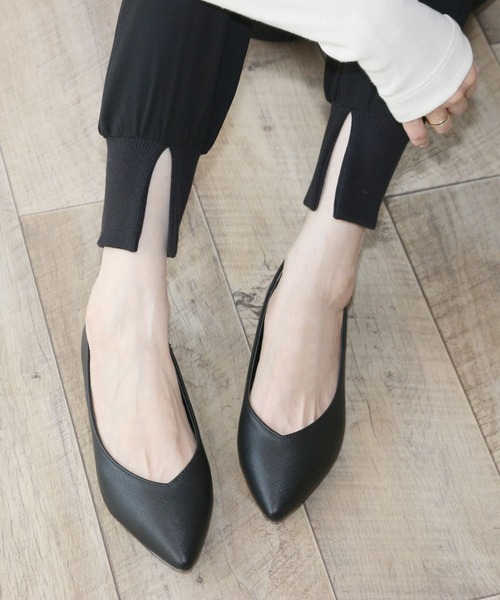 Vカットフラットシューズ 低反発スポンジ入り