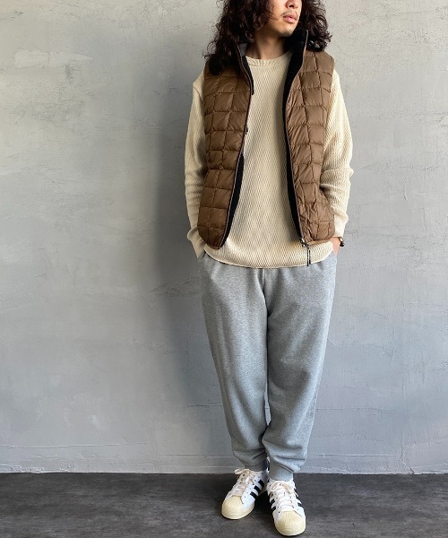 TAION（タイオン）の「【WEB限定】[TAION/タイオン] ダウン×ボアフリース リバーシブルベスト（ダウンベスト・レディース・ライトグレー/ネイビー/ライトブラウン・S/M/L）」の11枚目の写真