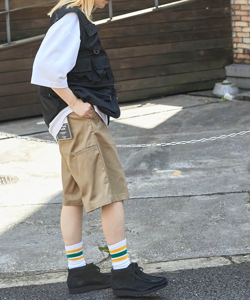 Dickies(ディッキーズ)の「Dickies/ディッキーズ ロゴピスネーム カラーワイドハーフショーツ<セットアップ可能>(チノパンツ・メンズ・ブラック/ネイビー/グリーン/アイボリー系/ベージュ/サックスブルー/アイボリー/ブルー・M/L/XL)」の18枚目の写真