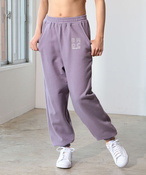 B:MING by BEAMS（ビーミングバイビームス）の「B:MING by BEAMS / 裏毛 ロゴ パンツ（130~160cm）（スウェットパンツ・キッズ・アイボリー/ラベンダー・150/160/130/140）」の5枚目の写真