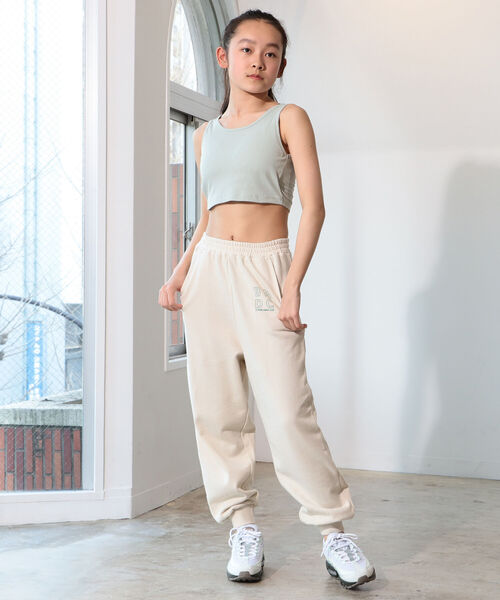 B:MING by BEAMS（ビーミングバイビームス）の「B:MING by BEAMS / 裏毛 ロゴ パンツ（130~160cm）（スウェットパンツ・キッズ・アイボリー/ラベンダー・150/160/130/140）」の8枚目の写真