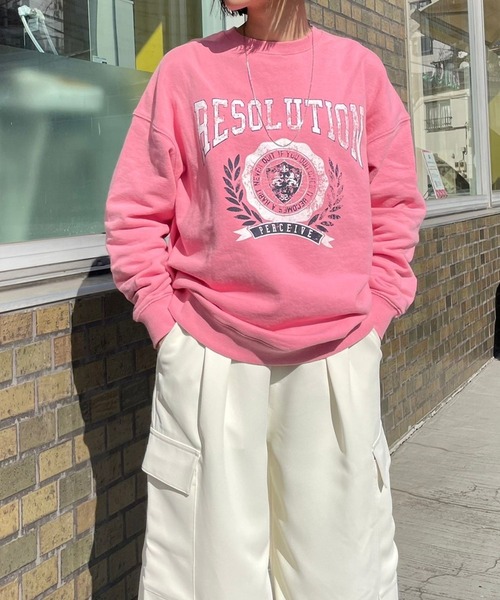 PBLIM（ページボーイリム）の「PAGEBOYLIM/カスレカレッジスウェット（スウェット・レディース・オフホワイト/ピンク/グリーン・MEDIUM/LARGE）」の6枚目の写真