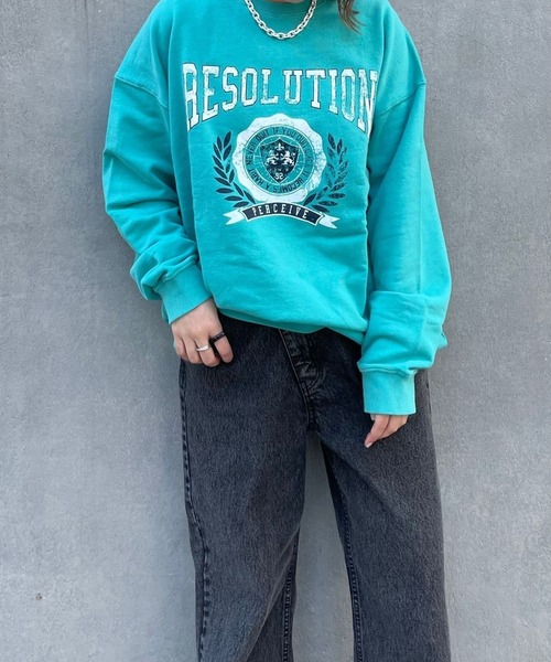 PBLIM（ページボーイリム）の「PAGEBOYLIM/カスレカレッジスウェット（スウェット・レディース・オフホワイト/ピンク/グリーン・MEDIUM/LARGE）」の4枚目の写真