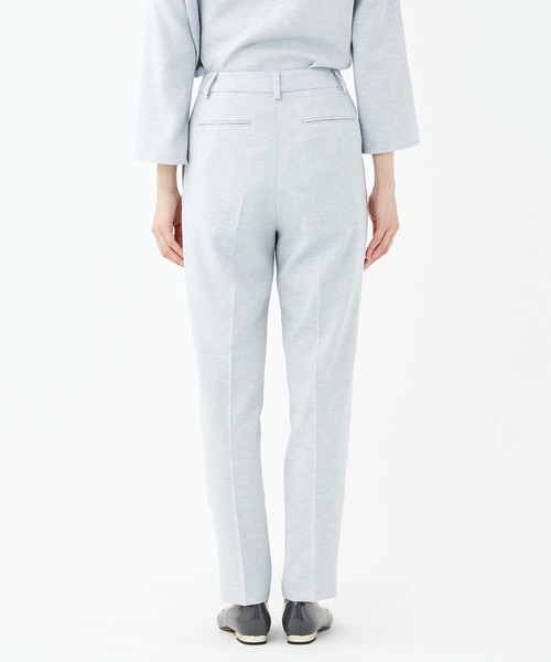 KASHIYAMA（カシヤマ）の「リネンライクポリストレッチ1タックテーパードパンツ（その他パンツ・レディース・サックスブルー/ナチュラル/ホワイト・マルチサイズ）」の10枚目の写真