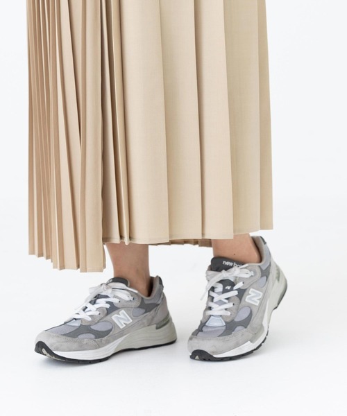 SILAS(サイラス)の「ASYMMETRIC PLEATED JUMPER SKIRT サイラスアシンメトリックプリーツジャンパースカート サロペット(ジャンパースカート・レディース・ブラック/ベージュ・ONE SIZE)」の12枚目の写真