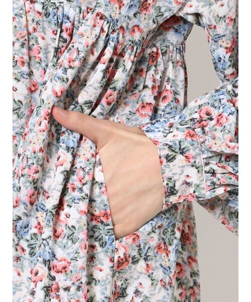 merry jenny（メリージェニー）の「flowerフリルスタンドカラーミニワンピース（ワンピース・レディース・ピンク/ブルー・FREE）」の9枚目の写真