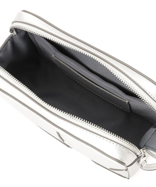 CAST:（キャストコロン）の「スターモチーフボックスポシェット（ショルダーバッグ・レディース・ブラック/ベージュ/オフホワイト/シルバー・FREE）」の15枚目の写真