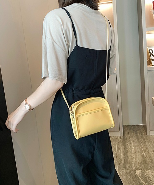 yuue' ( wear )（ユーイ）の「シンプル ショルダーバッグ（ショルダーバッグ・レディース・ホワイト/ブラック/イエロー/ライトグリーン・FREE）」の6枚目の写真