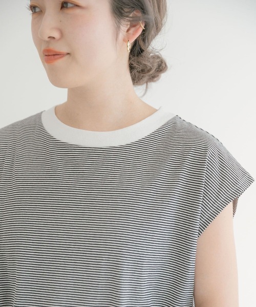 ITEMS URBANRESEARCH（アイテムズ アーバンリサーチ）の「クルーネックボーダーノースリーブTシャツ（Tシャツ/カットソー・レディース・ホワイト系その他/ブラック系その他/グリーン系その他・FREE）」の9枚目の写真