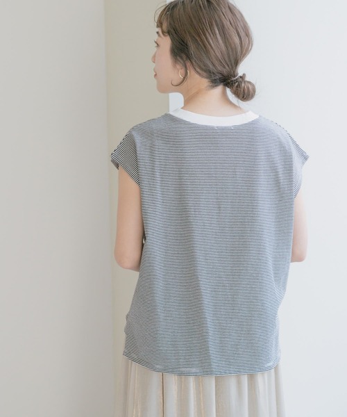 ITEMS URBANRESEARCH（アイテムズ アーバンリサーチ）の「クルーネックボーダーノースリーブTシャツ（Tシャツ/カットソー・レディース・ホワイト系その他/ブラック系その他/グリーン系その他・FREE）」の19枚目の写真