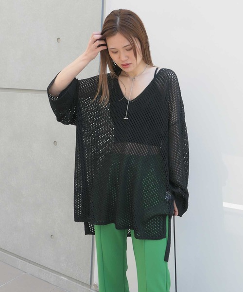 CORNERS(コーナーズ)の「フィッシュネット編みVネックニット(ニット/セーター・レディース・ブラック/オレンジ/ブルー/アイボリー・M)」の15枚目の写真