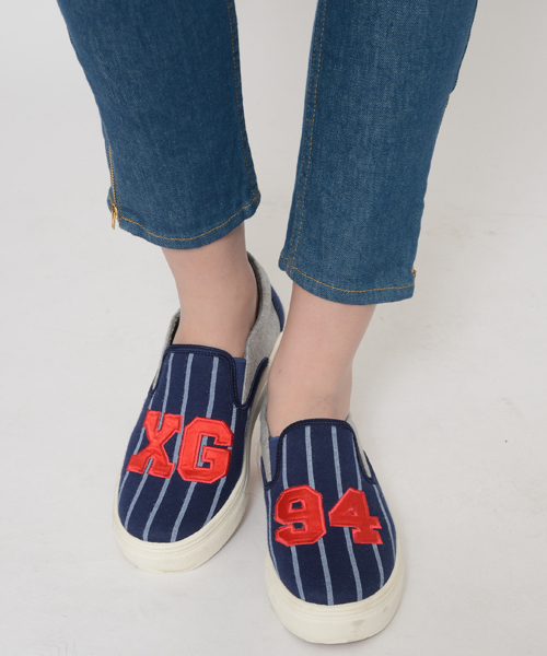 X-girl(エックスガール)の「【Zipper夏号掲載】X-girl x SUGER FREAK "SLIP-ON"(スニーカー・レディース・ホワイト/ネイビー・23cm/24cm/25cm)」の6枚目の写真
