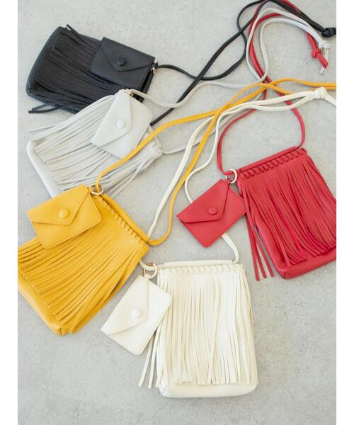 cache cache（カシュ カシュ）の「・cache cache フリンジショルダー（ショルダーバッグ・レディース・ブラック/グレー/レッド/イエロー/アイボリー・FREE）」の20枚目の写真