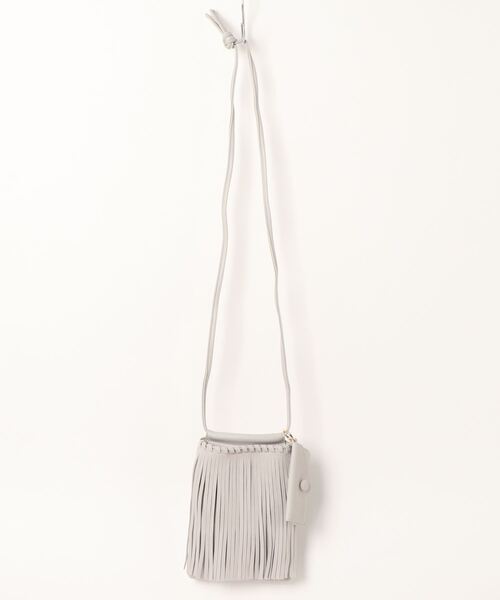 cache cache（カシュ カシュ）の「・cache cache フリンジショルダー（ショルダーバッグ・レディース・ブラック/グレー/レッド/イエロー/アイボリー・FREE）」の9枚目の写真